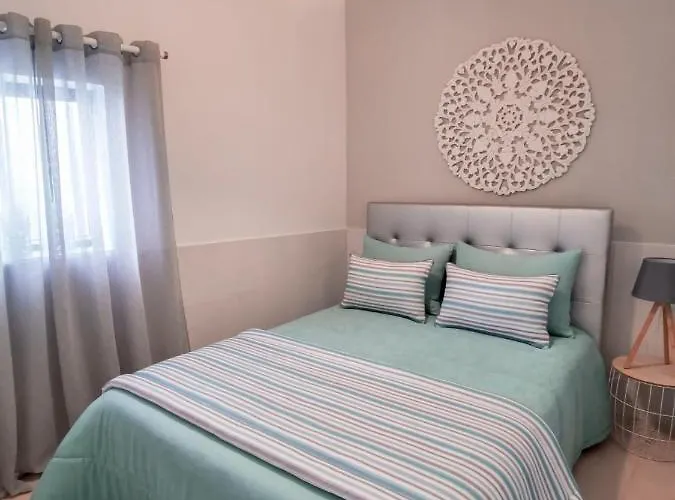 아파트 Cantinho Da *